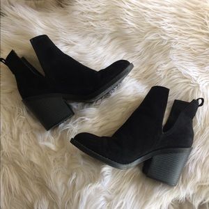 Mossimo Black Cutout Ankle Booties